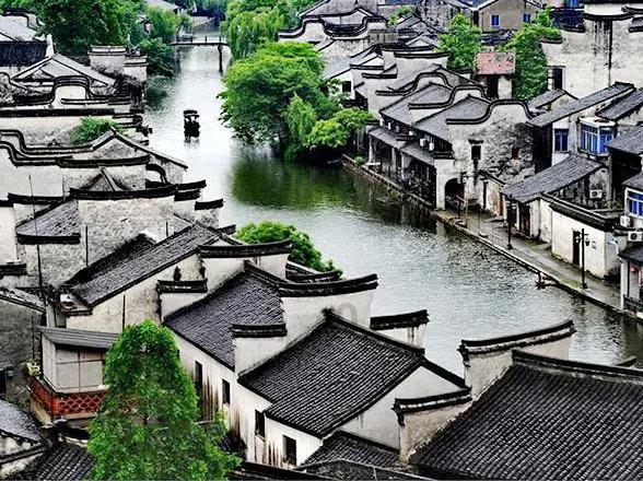 双人跨栏赛跑